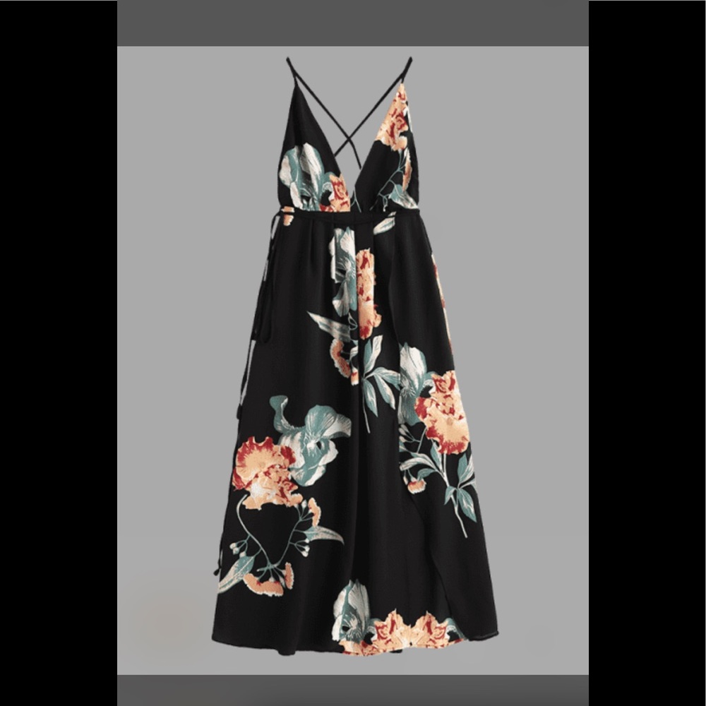 BRAND NEW MAXI DRESS ( never been worn )